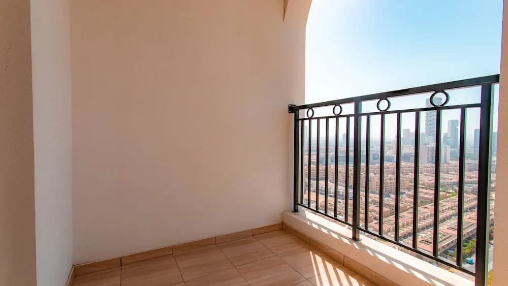 Lofty apt with panoramic view terrace - photo 13