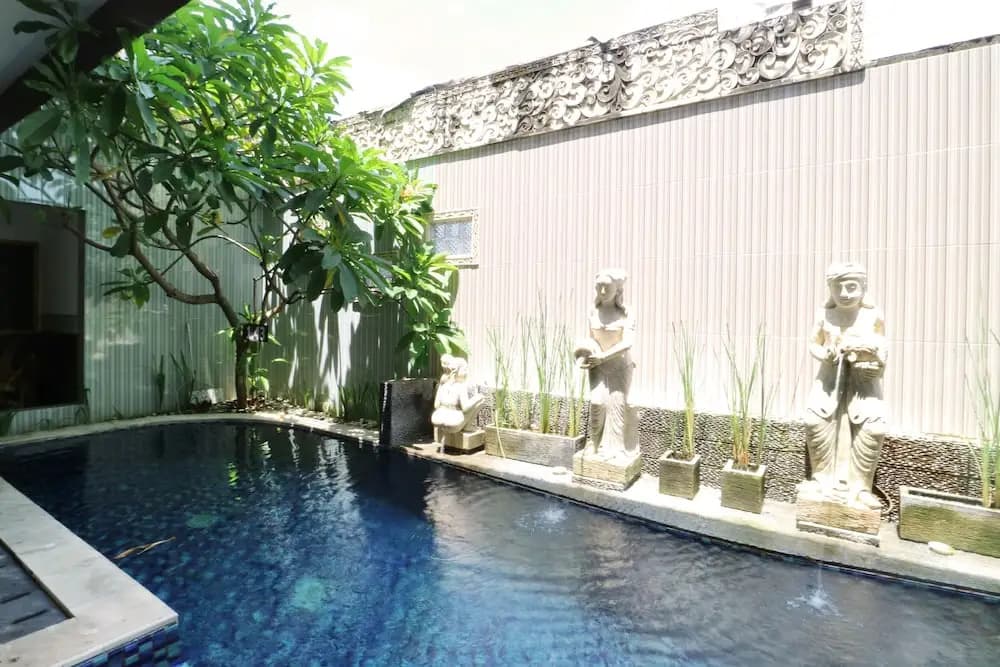 Hawaii Bali Hotel - photo 21