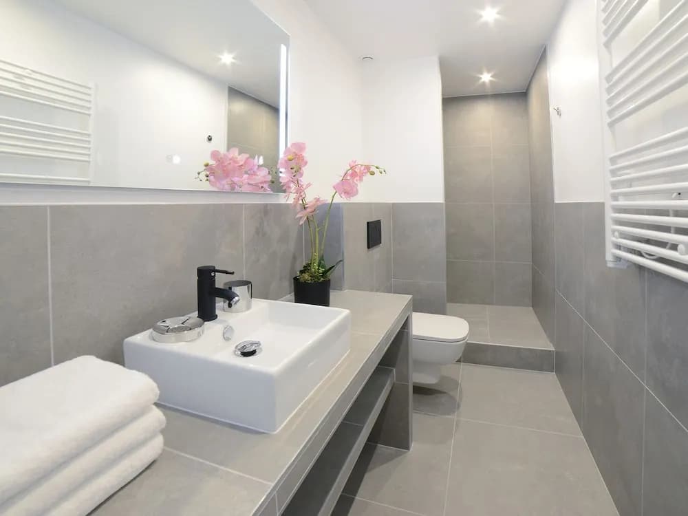 Luxury AC 3BDR Le Marais I by Livinparis - photo 9