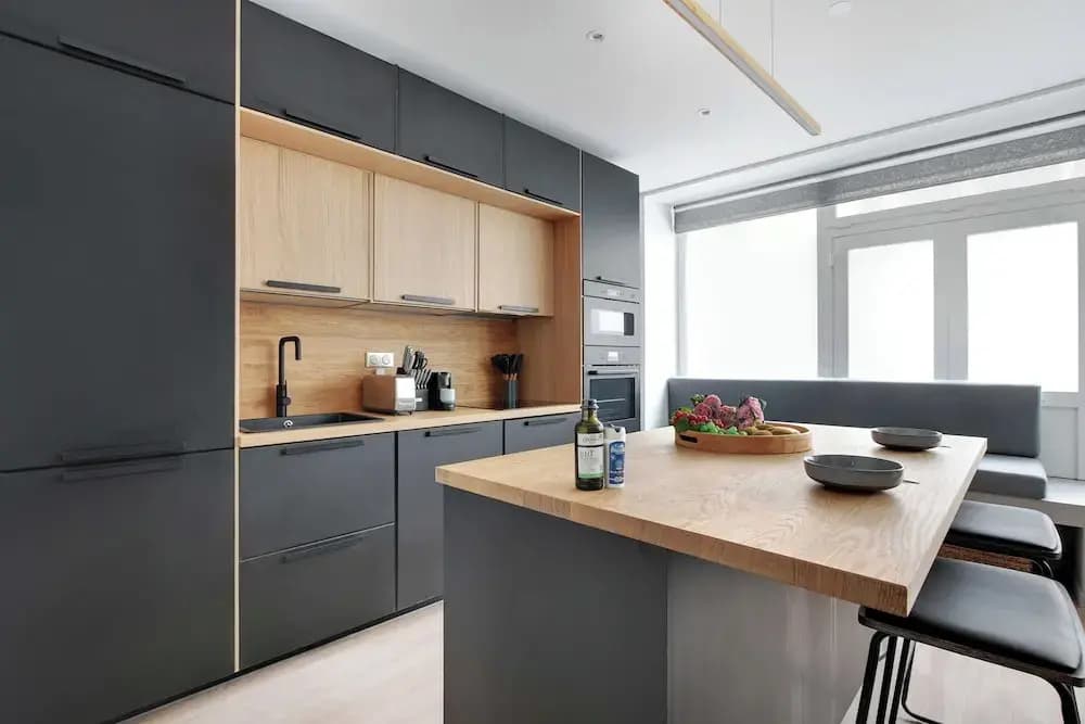 Spacious Apartment With 2 Rooms - photo 12