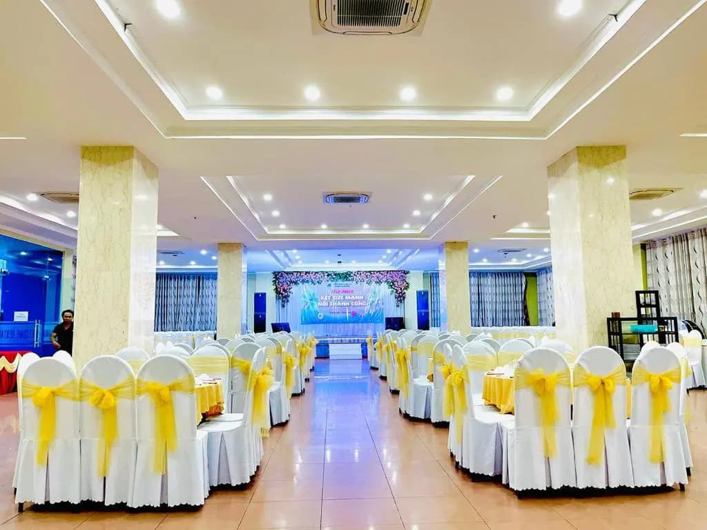 My Khe 2 Da Nang Seafront Hotel - photo 6