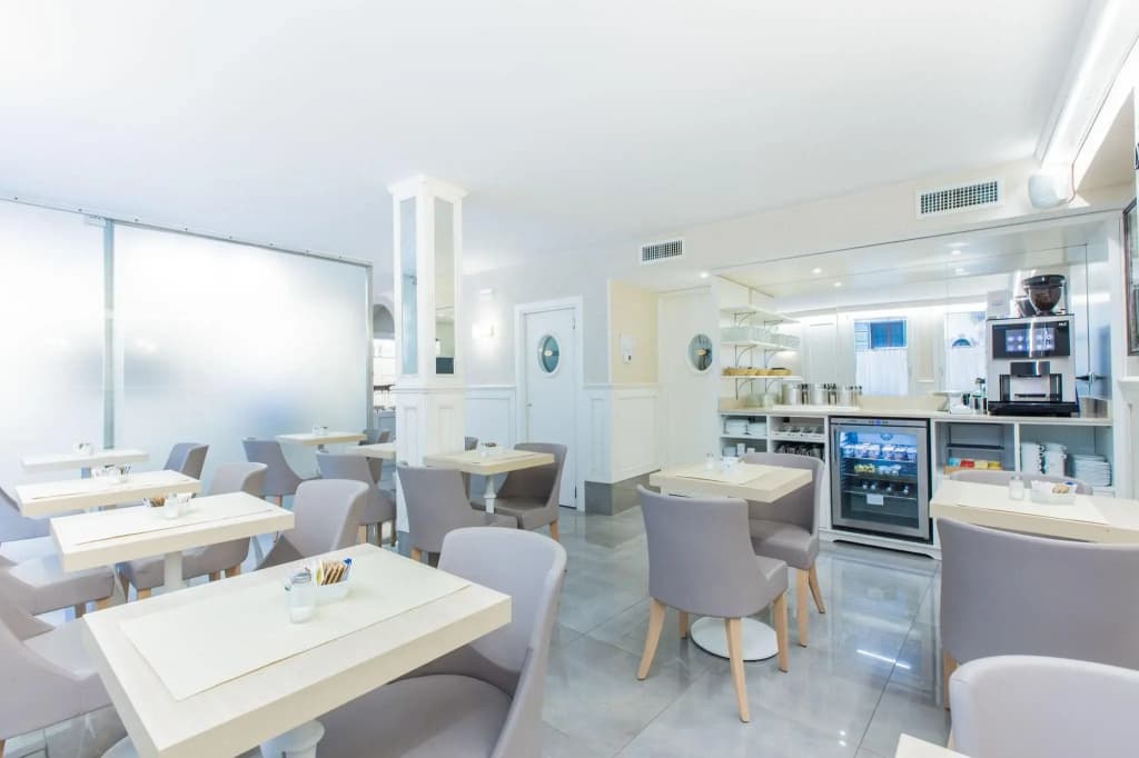 Hotel Guerrini - photo 23