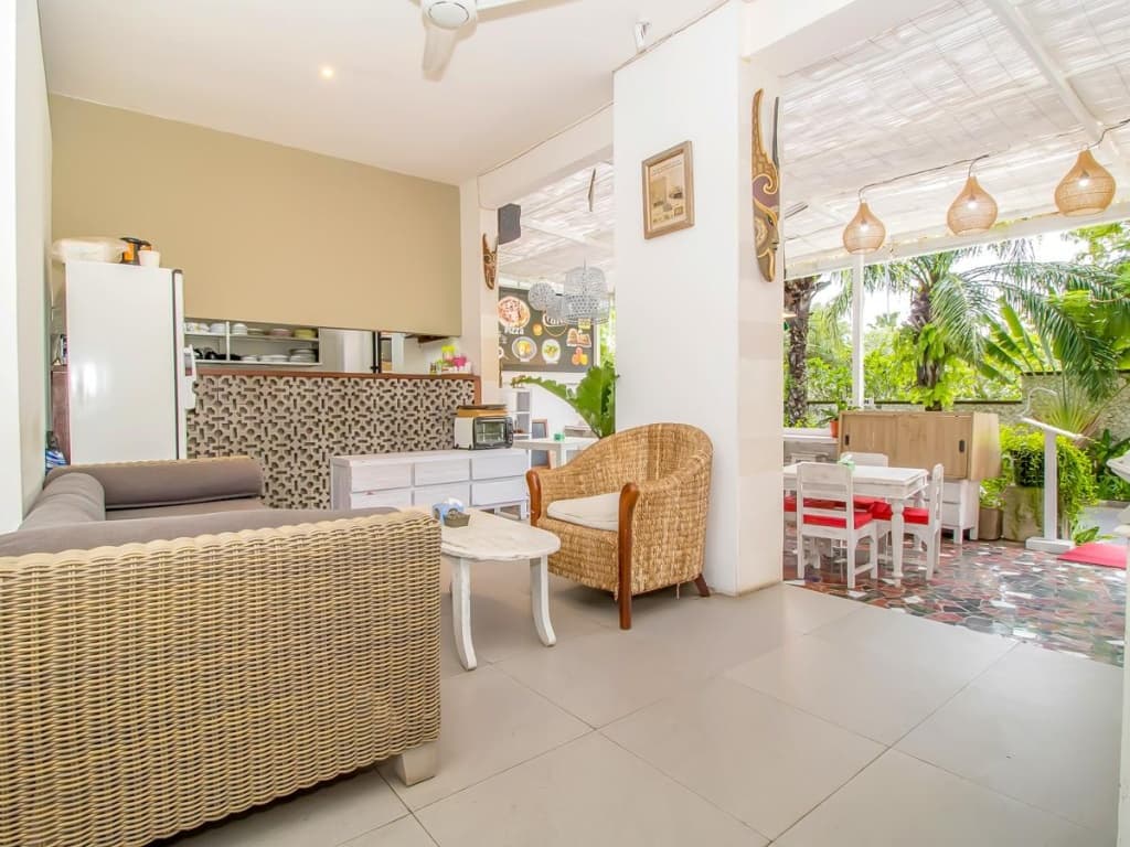 OYO 3200 Anza Hotel - photo 11