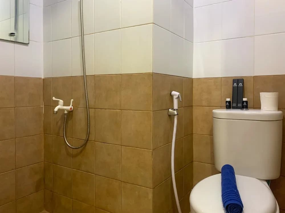 Comfort 2Br Apartment At Green Pramuka City - photo 8