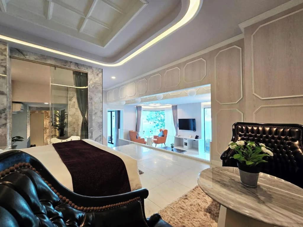 Cocohut Beach Resort - photo 2