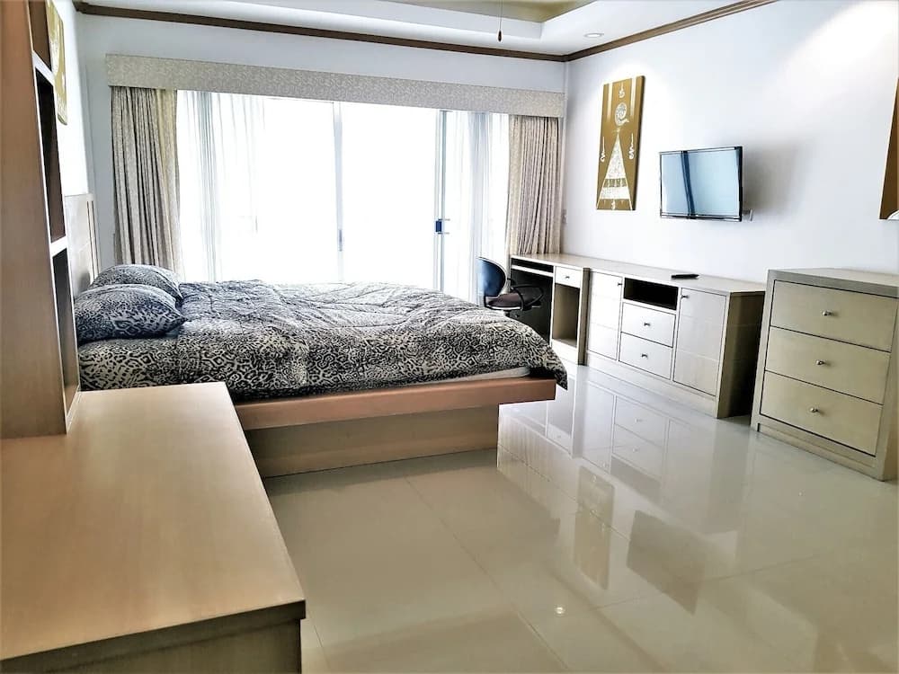 Sea View Corner Condo Jomtien - photo 5