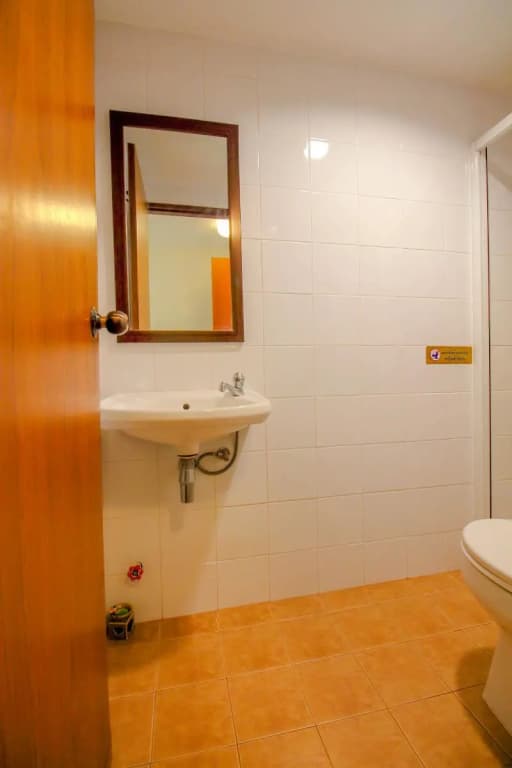 Super OYO 484 Pannee Residence Khaosan (Sha Plus) - photo 10