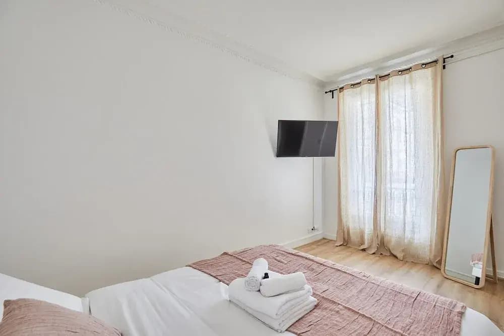 Superb Apartment in the Heart of Paris - photo 3