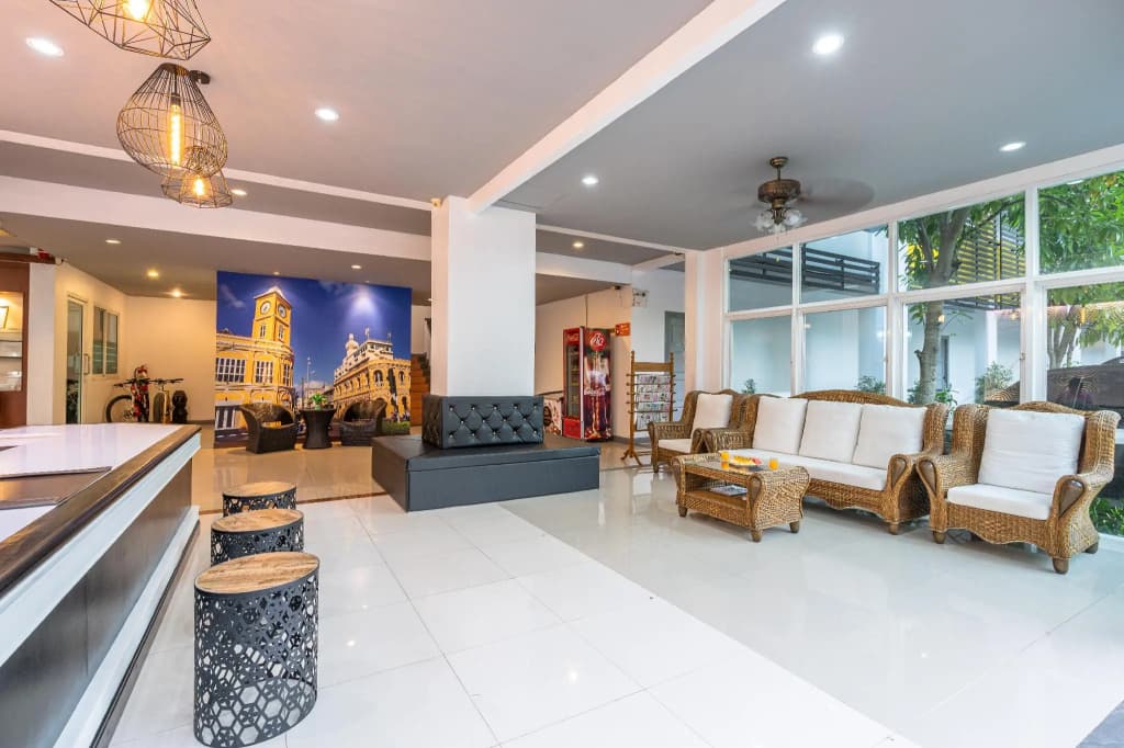 SB Living Place Hotel - photo 2