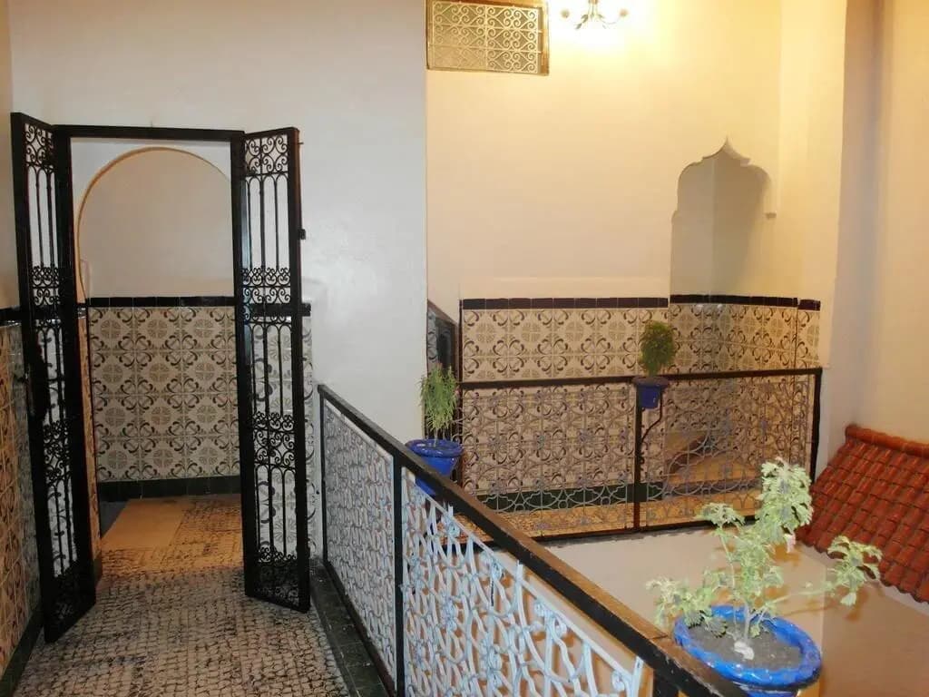Full Moon Hostel - photo 12