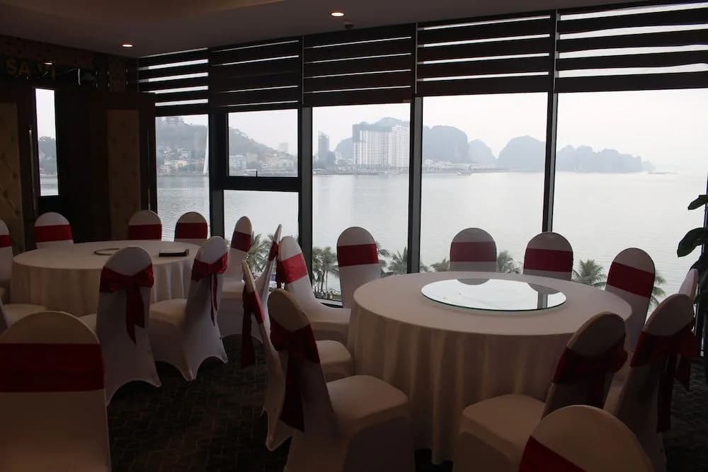 Muong Thanh Grand Bai Chay Hotel - photo 38
