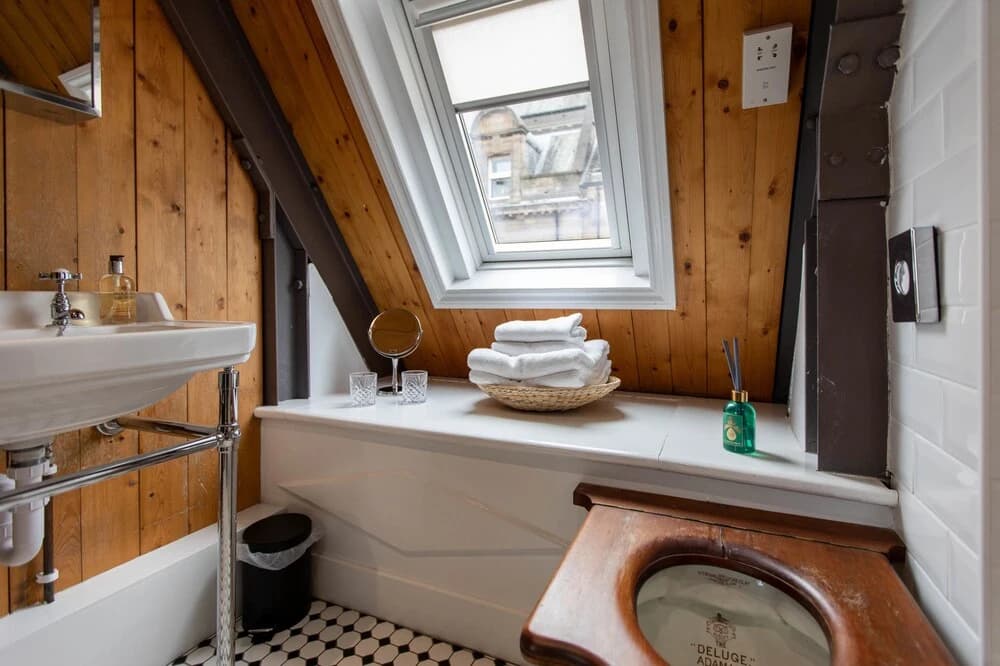 The Attic Flat - photo 8