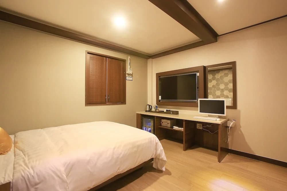 Suyu Young Hotel - photo 6