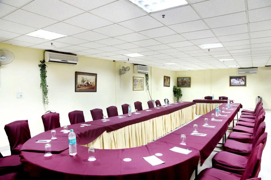Hotel TJS Royale - photo 9