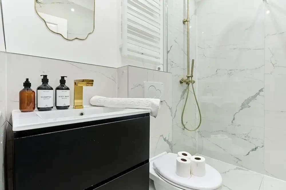 Duplex in the Center of Paris - photo 6