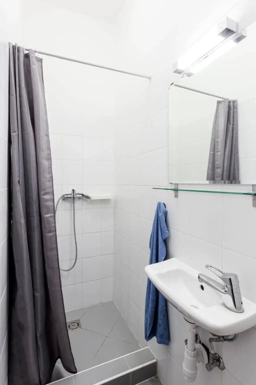 Home Plus Hostel - photo 9