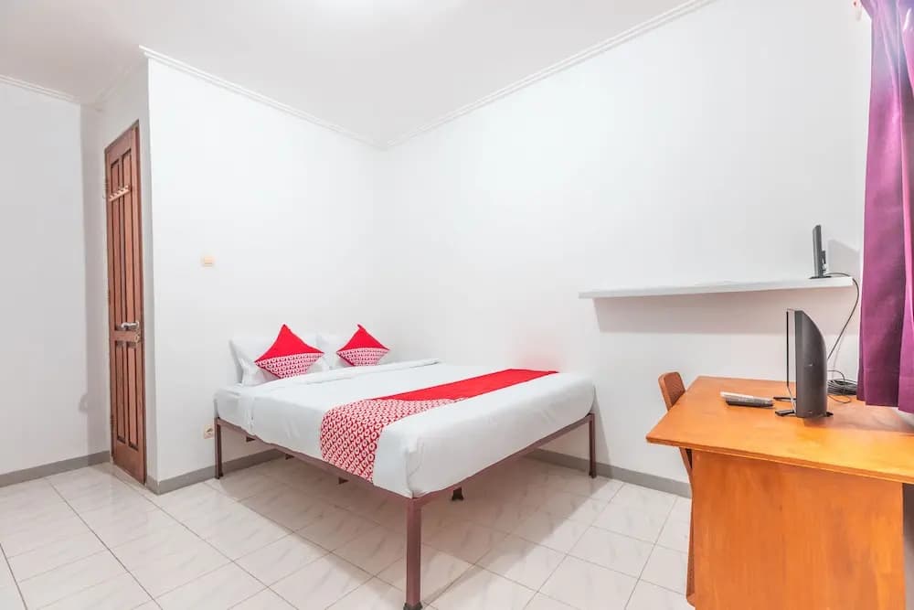 Oyo 2251 D'Sasya Syariah Residence 2 - photo 2