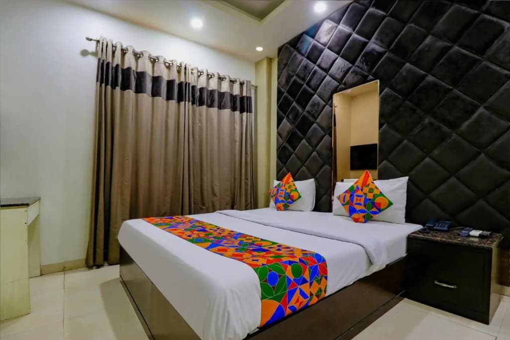 FabHotel Yug Villa - photo 3