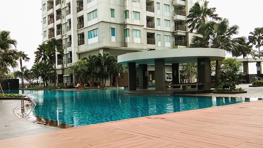 Compact Minimalist 1BR Apartment at Thamrin Residence - photo 9