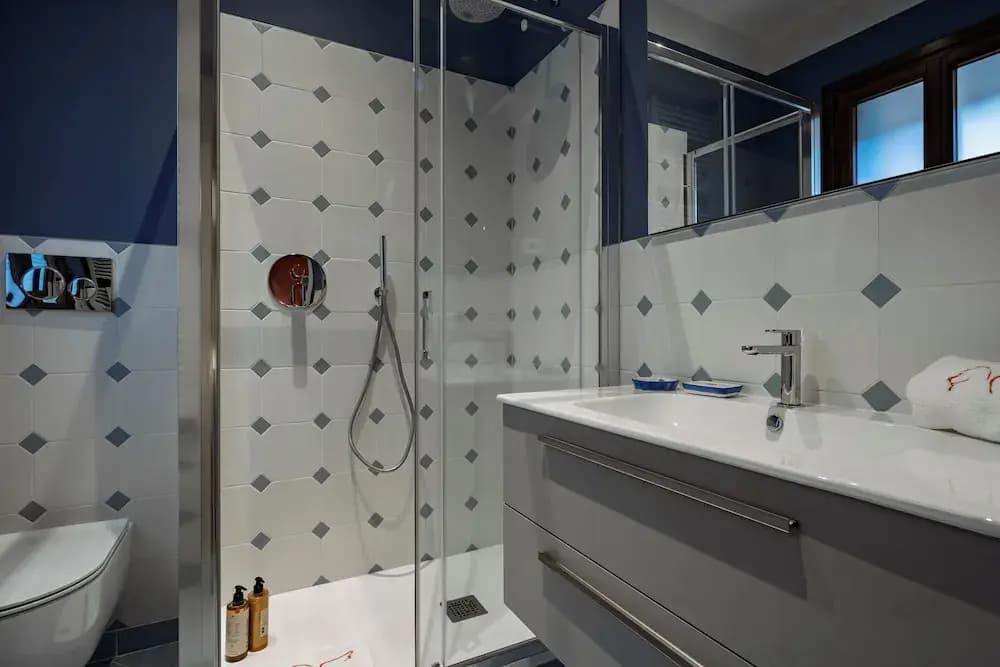 Ca' Vida Apartments - photo 8