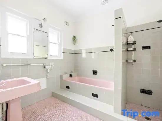 Killara Rooms – Close to Shops & Trains - photo 8