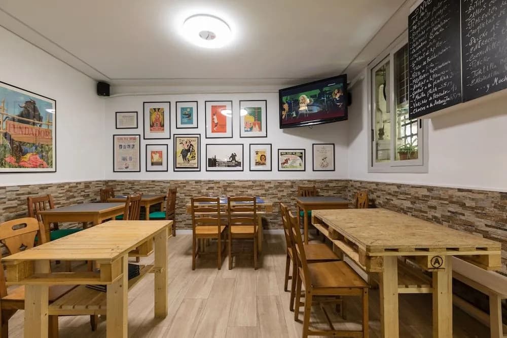 Hostal Oliveta - photo 19