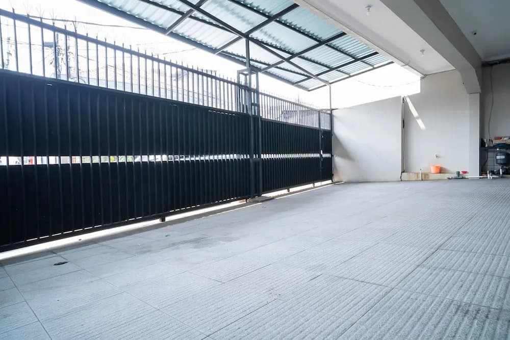 KoolKost near Pasar Baru - photo 15