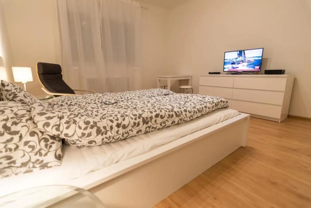 Modern Apartment at Rathaus - photo 2