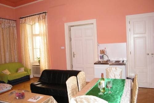 Danube Bridge Apartments - photo 3