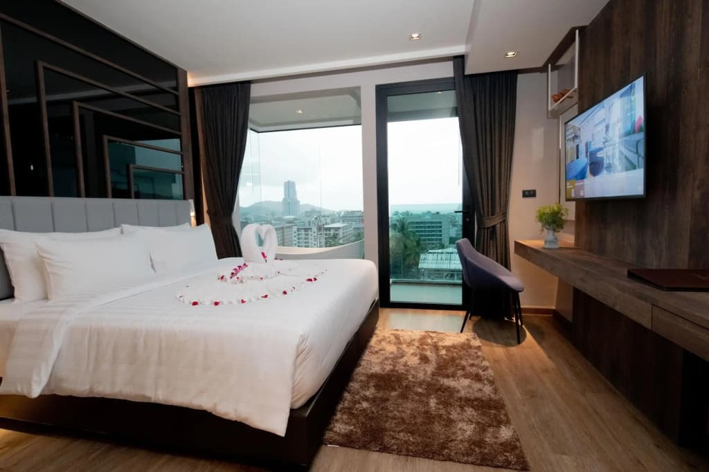 Rak Elegant Hotel Patong - photo 7