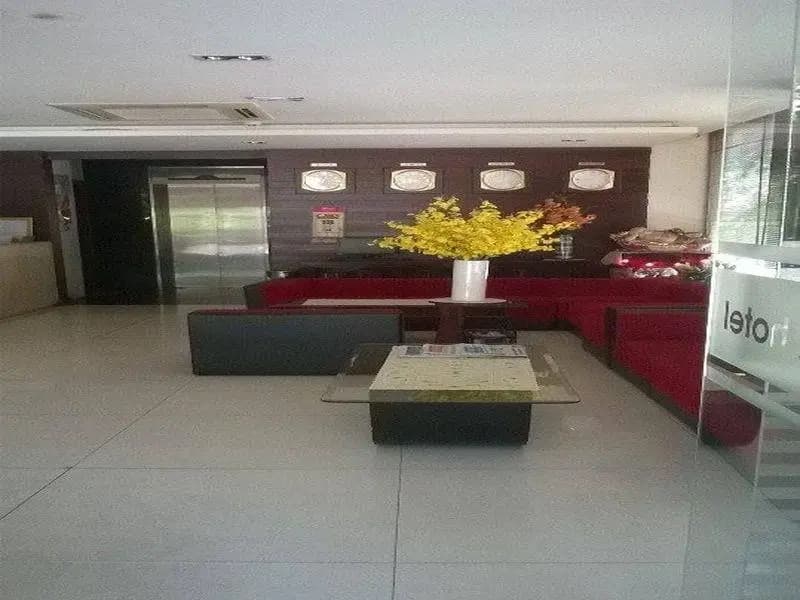 Long Anh Hotel - photo 11