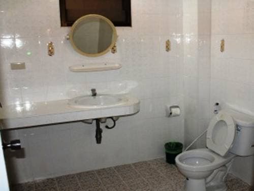 Full Moon Guesthouse - photo 8