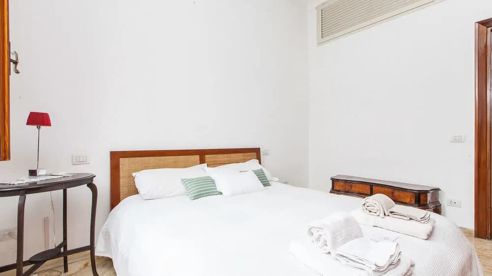 Vatican Apartments - photo 36