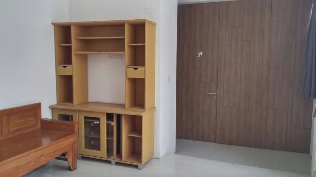 At One Inn Hualamphong Hotel - photo 4