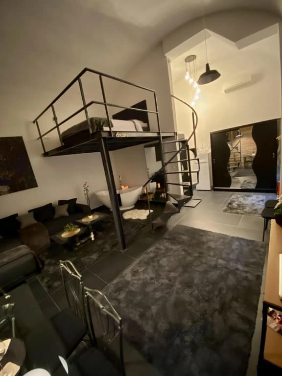 Király Apartman - photo 9