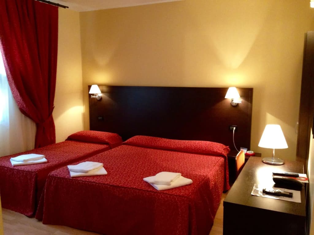 Hotel Guidi - photo 4