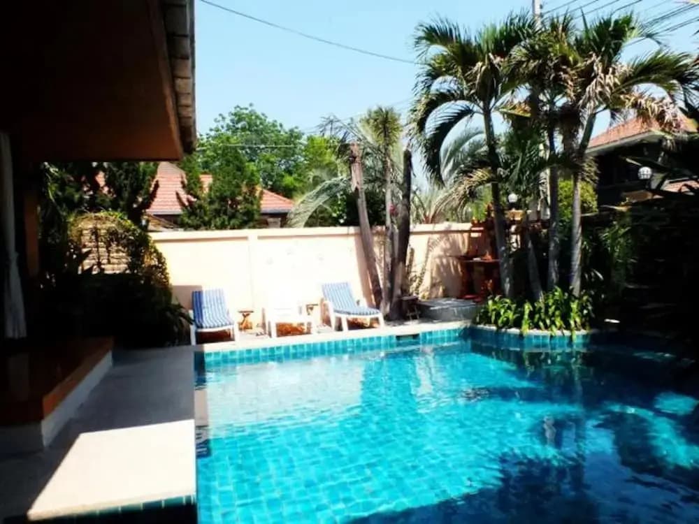 4 Bedroom Private Pool Bungalow Walking Street 15 Min Ride Away - photo 12