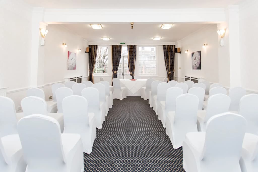 The Clarendon Hotel - Blackheath - photo 22