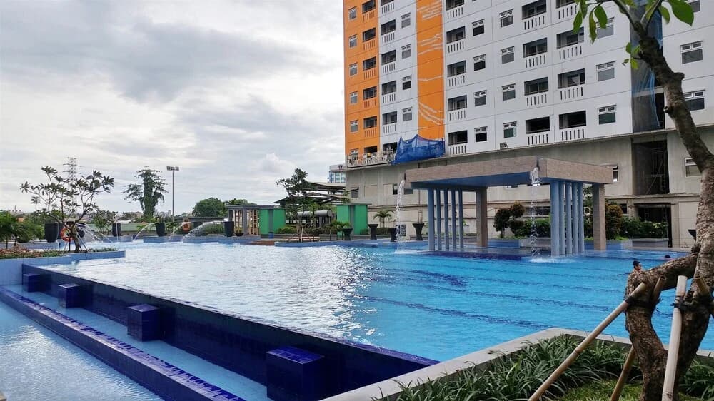 2BR at Green Pramuka Apartment with Mall Access - photo 8