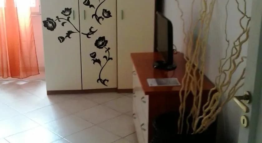 Appio Latino Apartment - photo 7