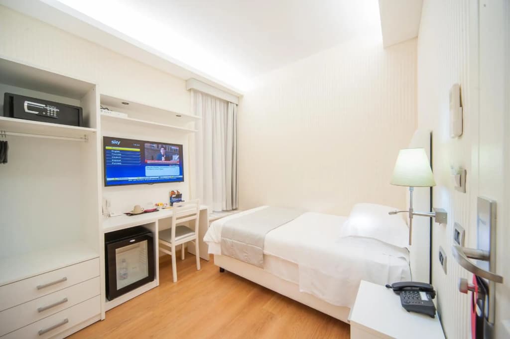 Trevi 41 Hotel - photo 42