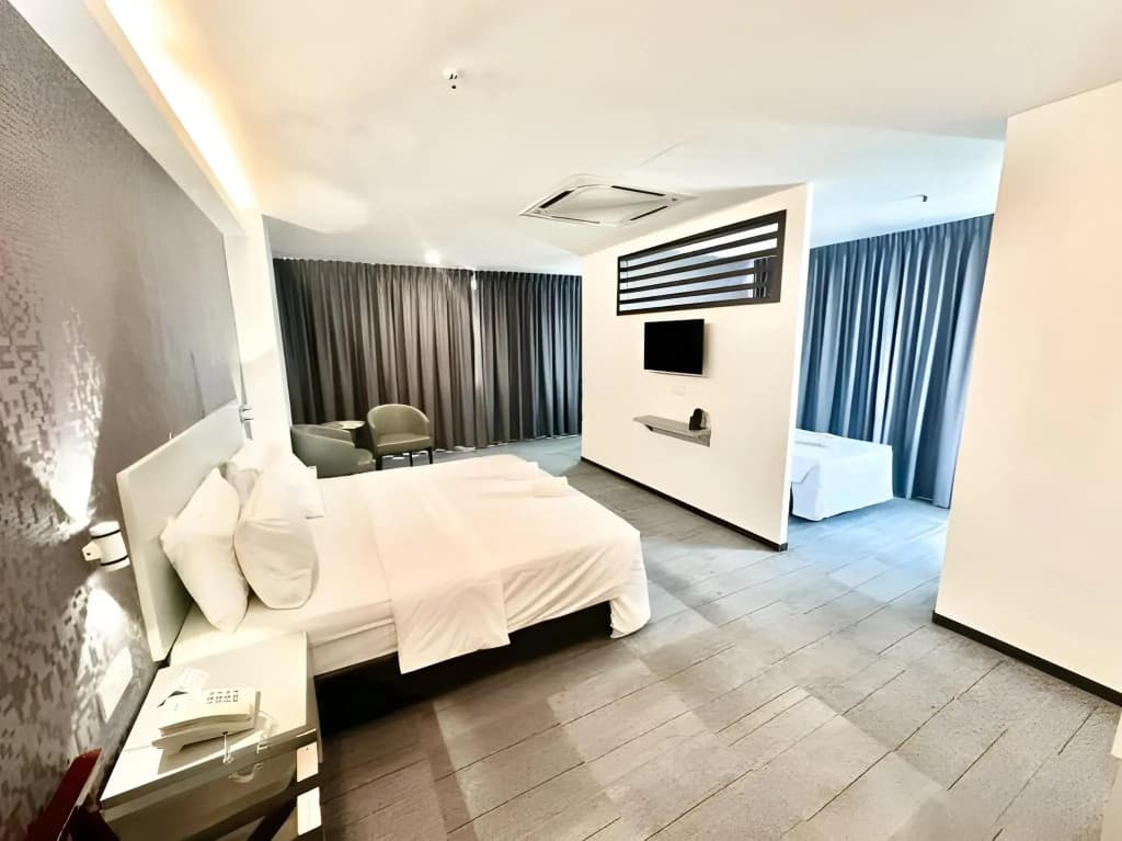 Muar Traders Hotel - photo 15