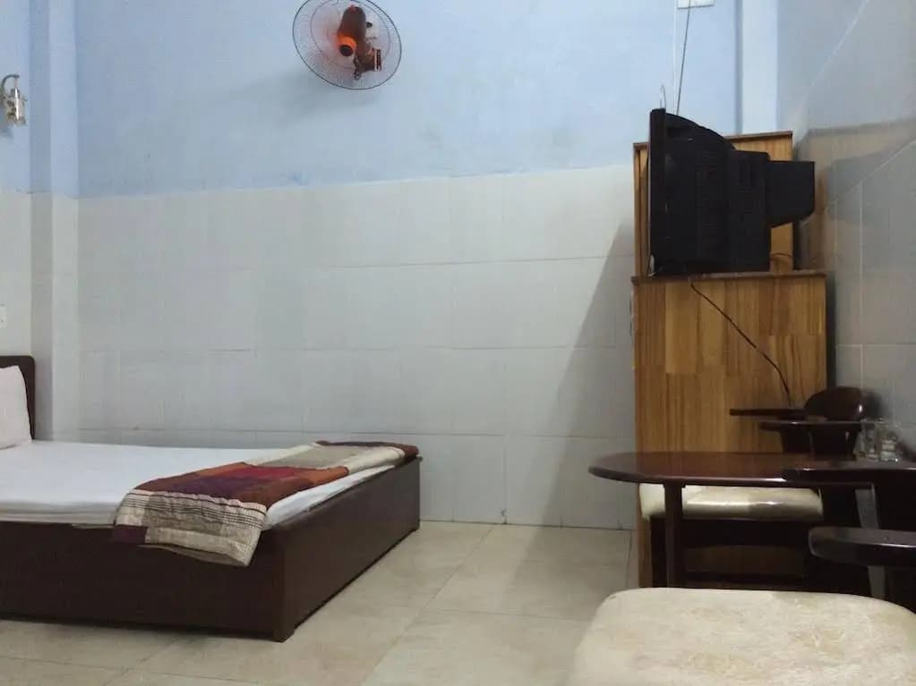 Phuong Lien Hotel - photo 6