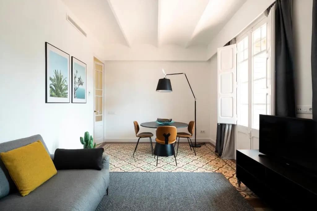 Aspasios Sagrada Familia Apartments - photo 11