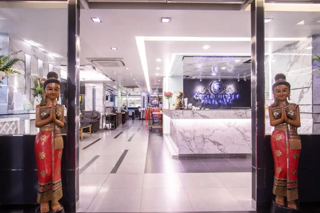 Gusto Hotel Pratunam - photo 21