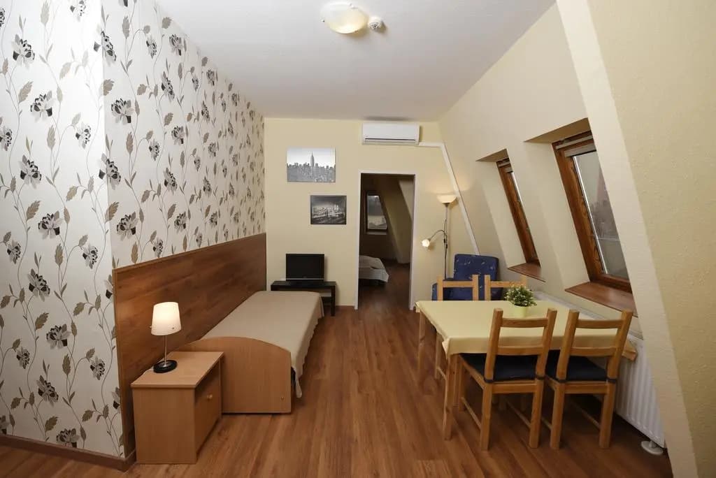 Mátyás Hotel - main photo