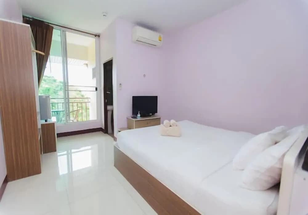 Bruuns Guesthouse - photo 3