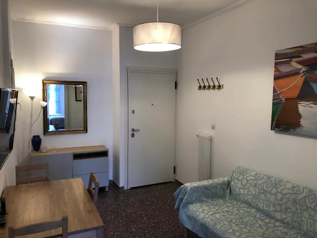Metaxourgio spacious two bedroom apartment - photo 5