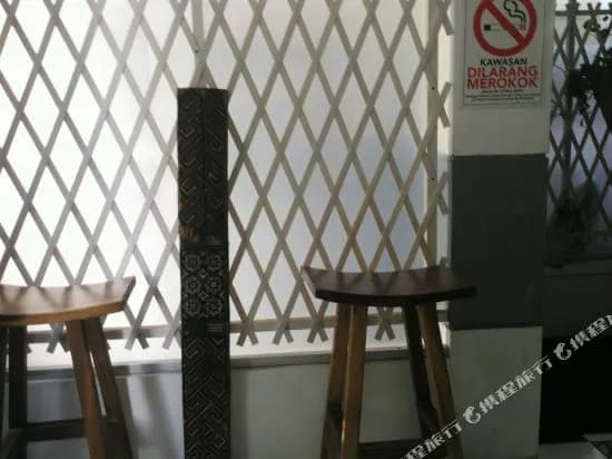 Tator Hotel - photo 2