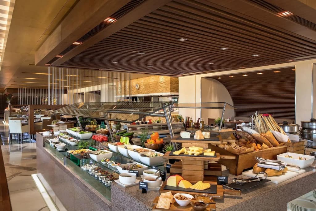 Al Ain Rotana Hotel - photo 15